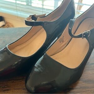 Chic Black Patent Leather Mary Jane Heels